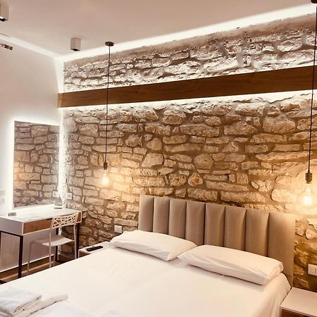 Comfort Guest Rooms Vila Hm Sarandë 외부 사진