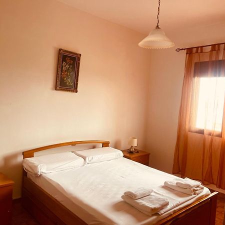 Comfort Guest Rooms Vila Hm Sarandë 외부 사진