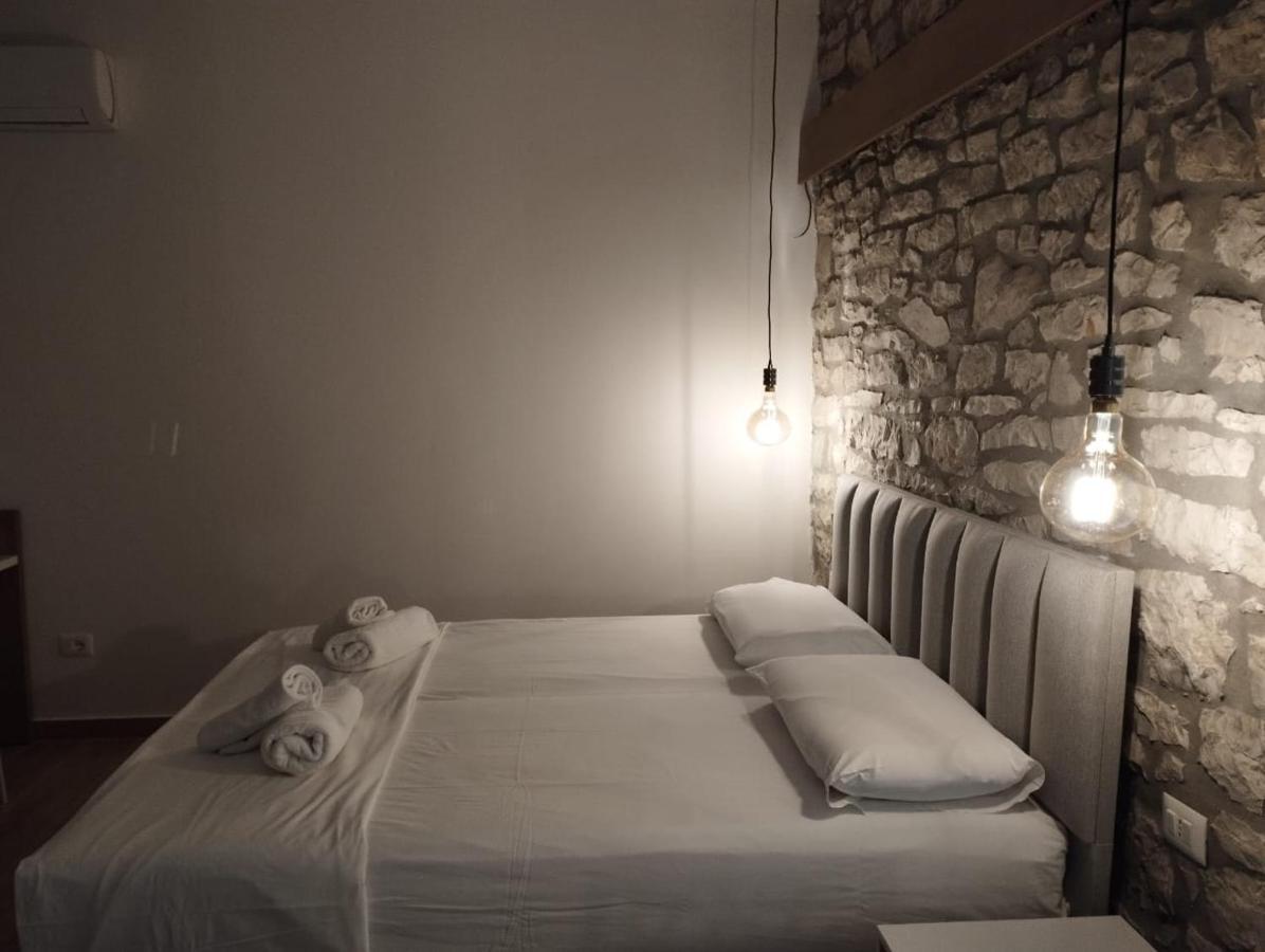 Comfort Guest Rooms Vila Hm Sarandë 외부 사진