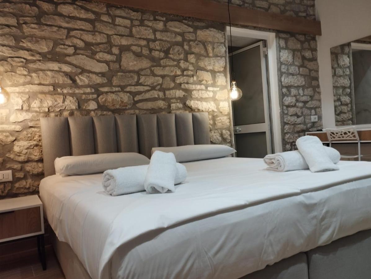 Comfort Guest Rooms Vila Hm Sarandë 외부 사진