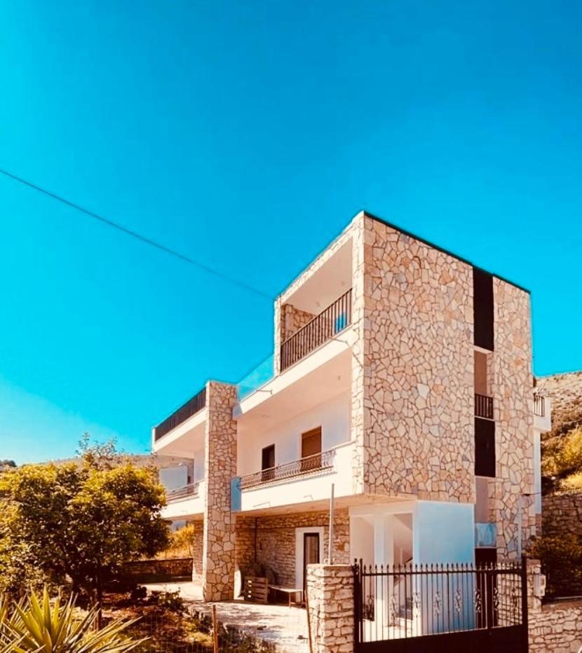 Comfort Guest Rooms Vila Hm Sarandë 외부 사진