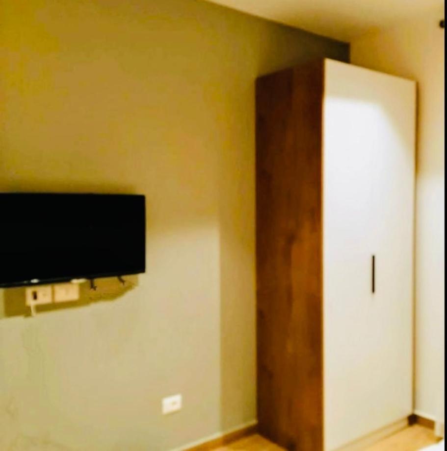 Comfort Guest Rooms Vila Hm Sarandë 외부 사진