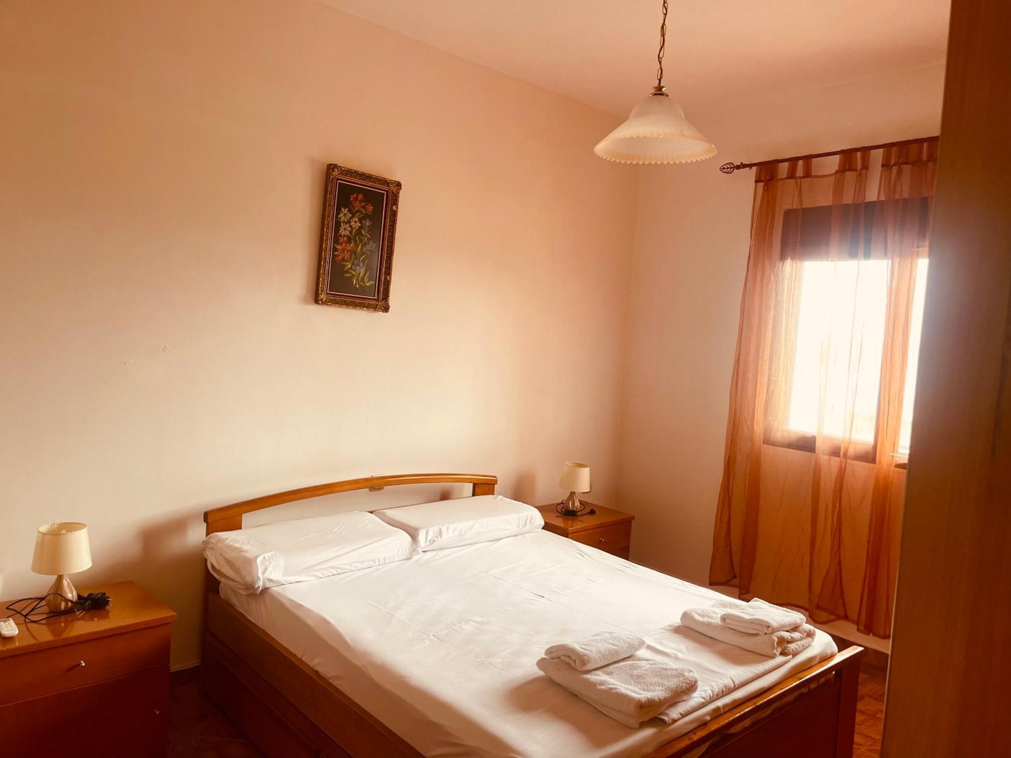 Comfort Guest Rooms Vila Hm Sarandë 외부 사진