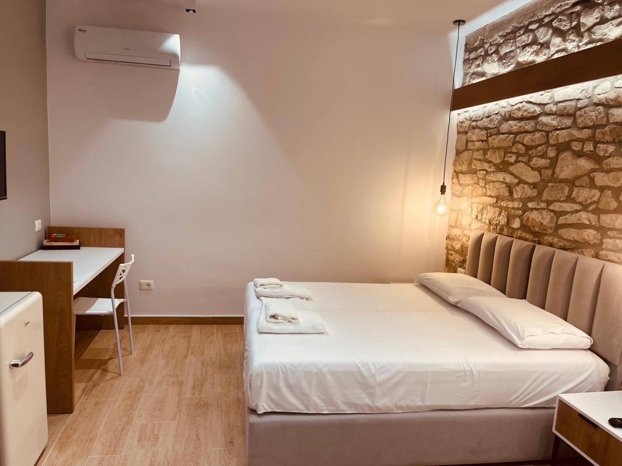 Comfort Guest Rooms Vila Hm Sarandë 외부 사진