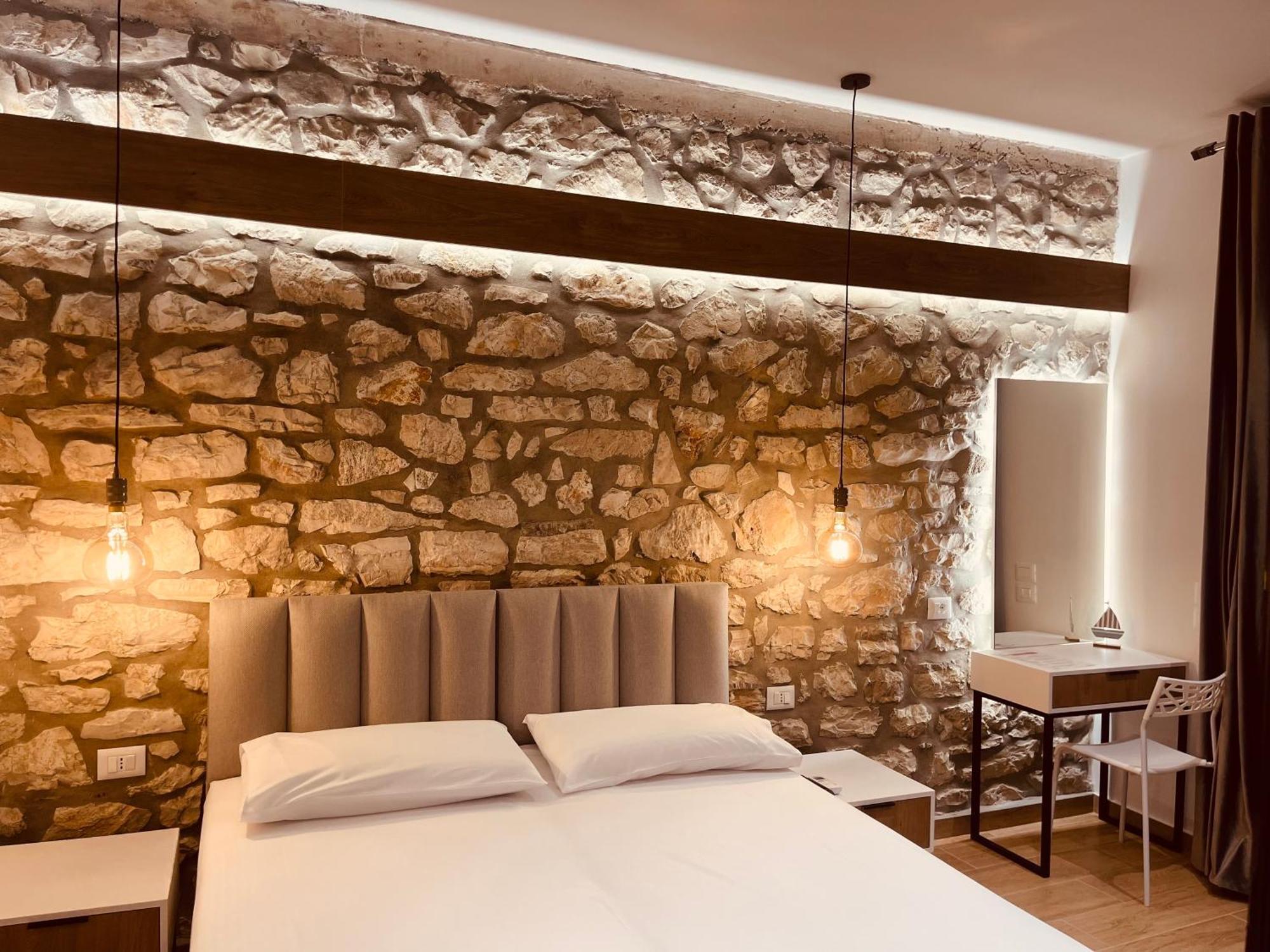 Comfort Guest Rooms Vila Hm Sarandë 외부 사진